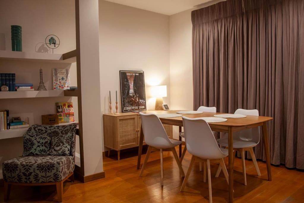 Roma, Gemelli Casa Eleganza, Resort Modernista エクステリア 写真