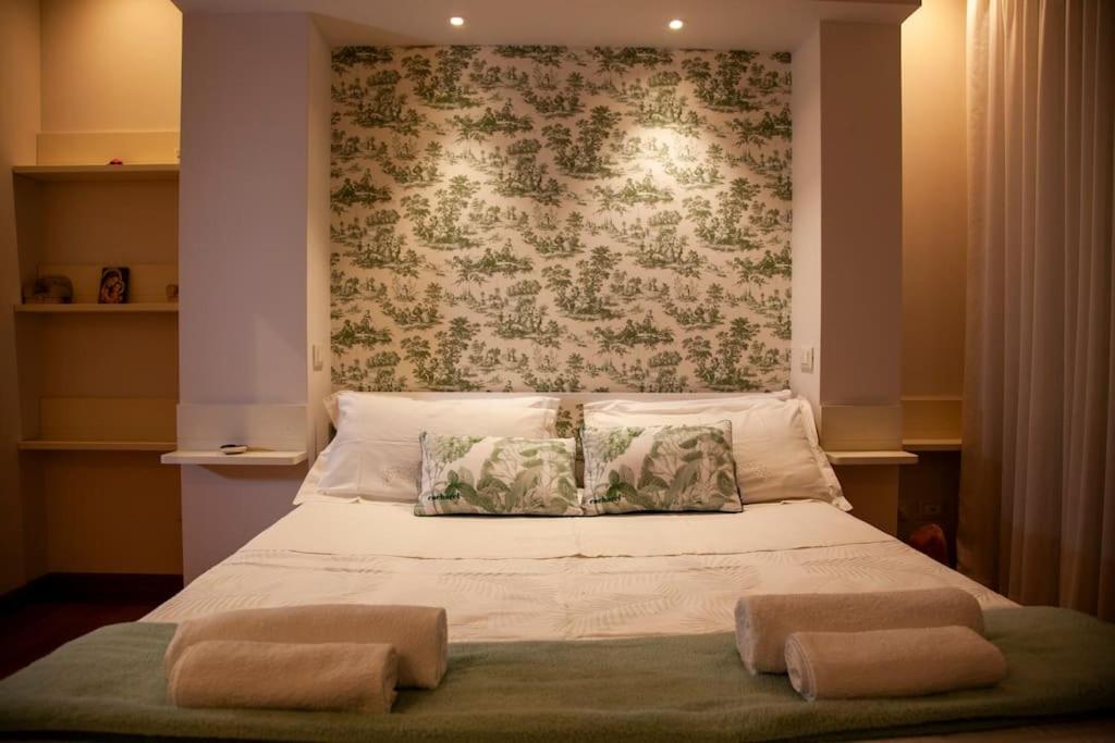 Roma, Gemelli Casa Eleganza, Resort Modernista エクステリア 写真